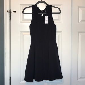 Kendall & Kylie black ribbed skater dress